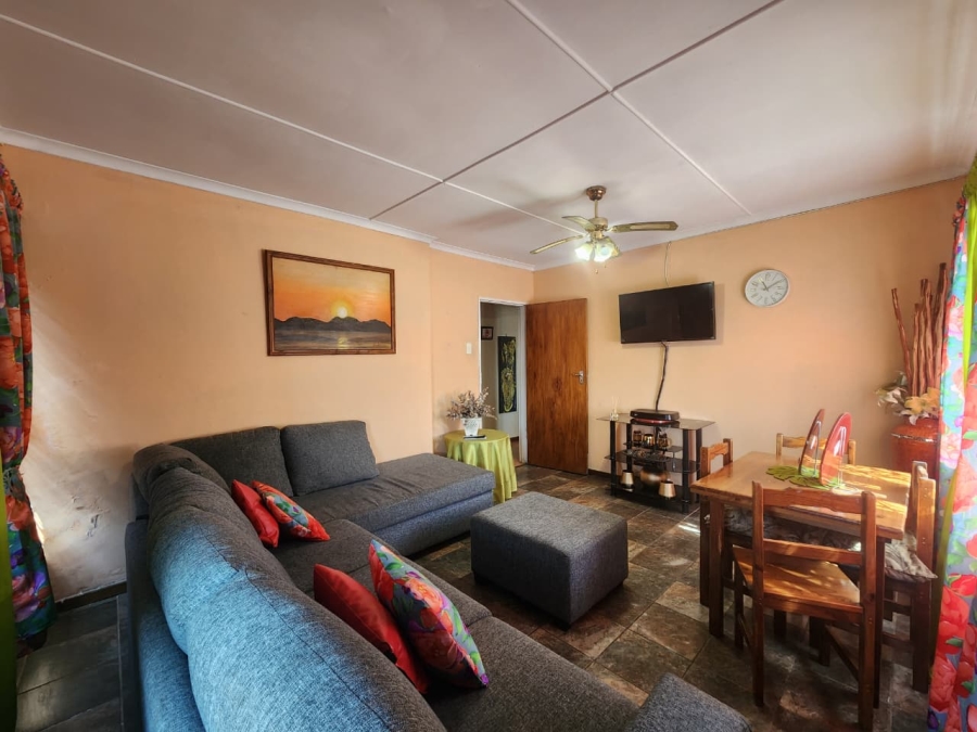 3 Bedroom Property for Sale in Delvillepark Western Cape